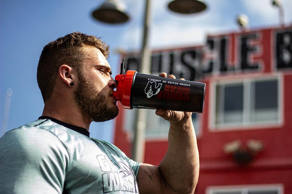 Shaker XXL - Schwarz/Rot